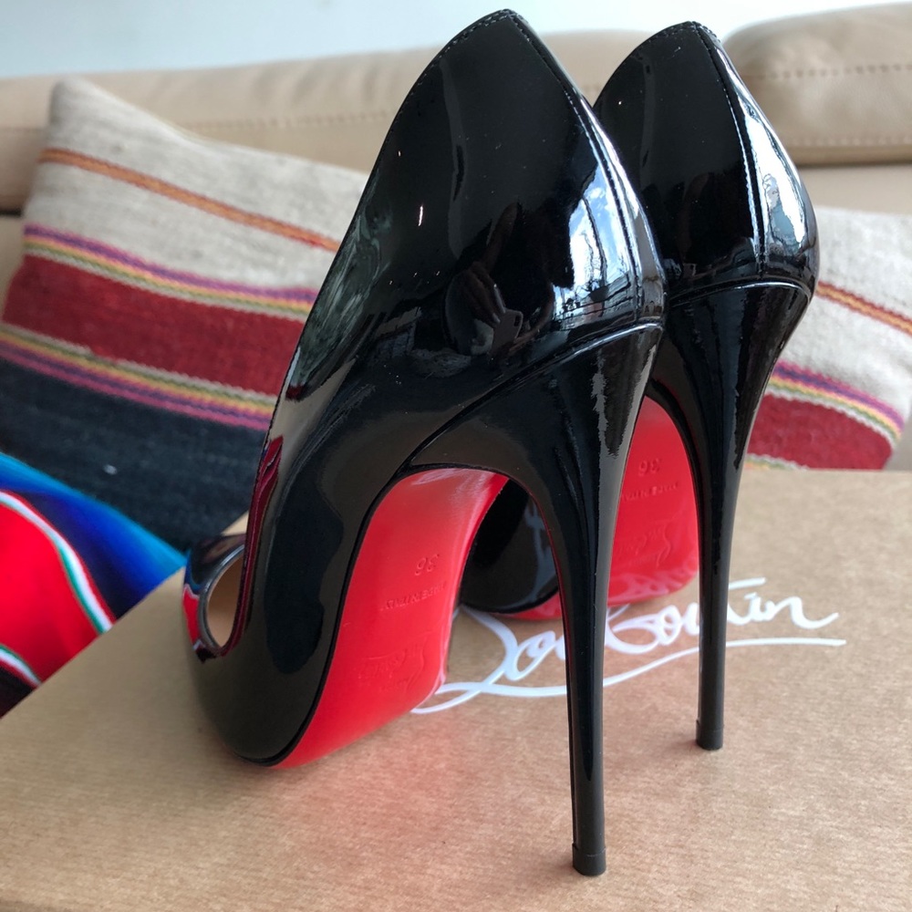 Christian louboutin so Kate